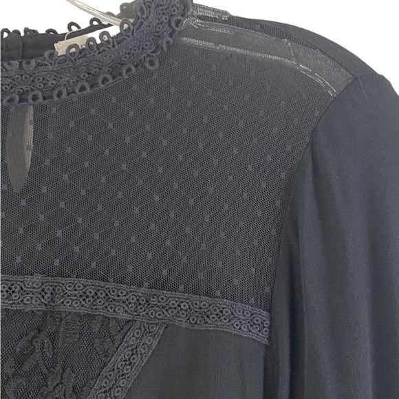 Taylor & Sage Top Size Small - Picture 2 of 7